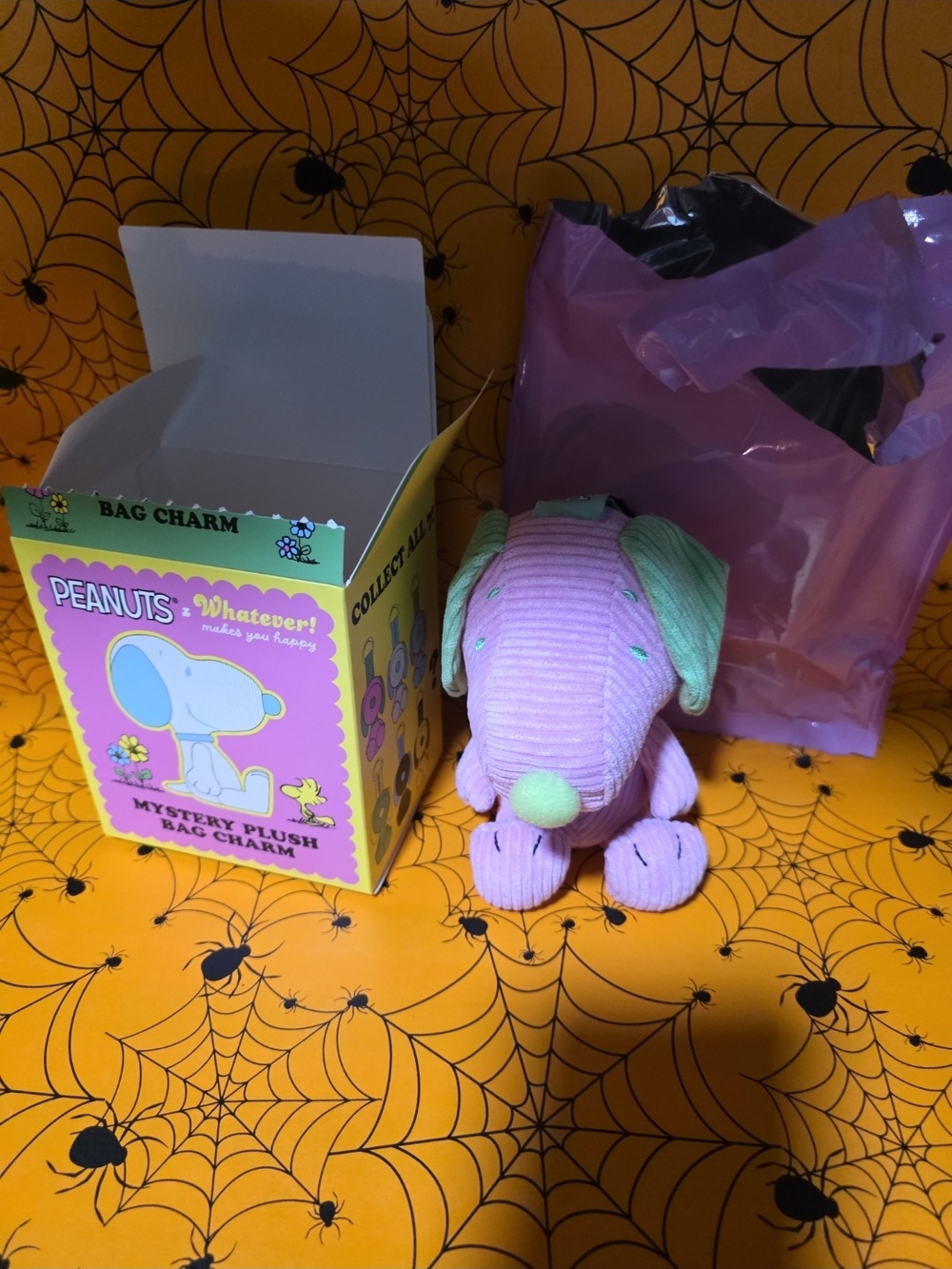 Peanuts Pink & Mint Snoopy Mystery Plush Bag Charm - Picture 2 of 2